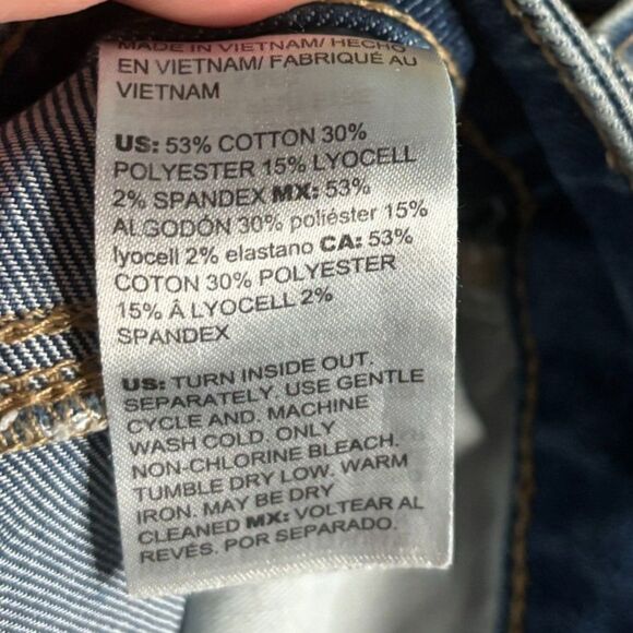 CHICO'S SO SLIMMING GIRLFRIEND SLIM LEG CROP CASUAL EVERYDAY DENIM JEANS SIZE 10 - Picture 3 of 3